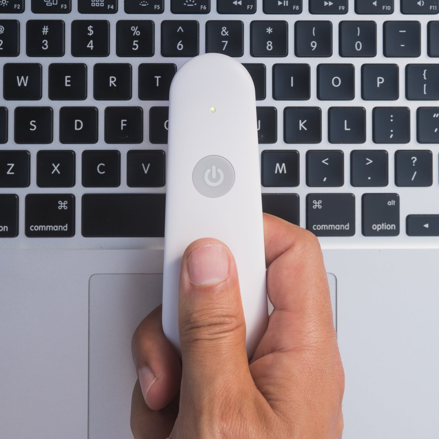 iPocket - Rechargeable Portable UV LED Light Sanitizer